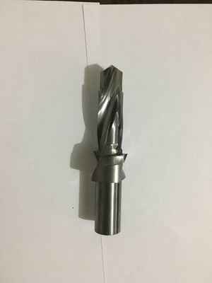 液压阀孔整体合金粗刀