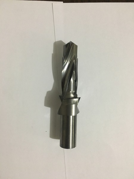 液压阀孔整体合金粗刀